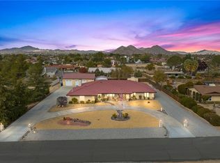 19566 Oshkosh Rd, Apple Valley, CA 92307