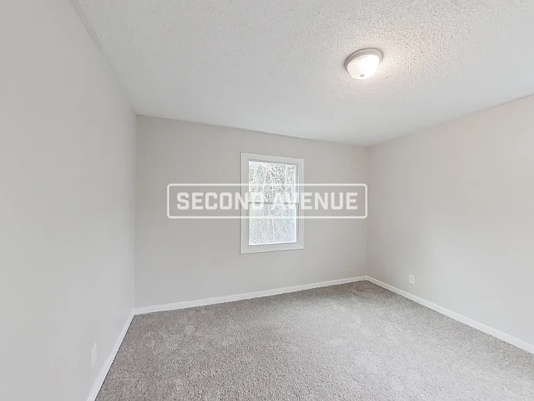 7825 Rugby Ct — Photo 10