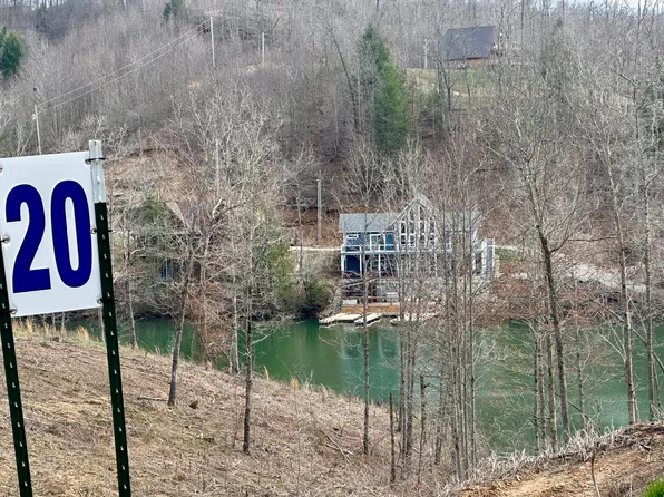 20 Sleepy Hollow Rd, East Bernstadt, KY 40729