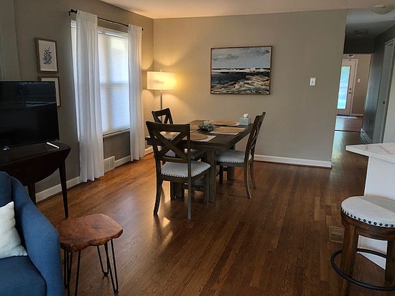 4th image of 7452 Rupert Ave