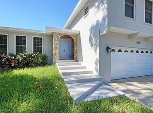 8320 144th Ln, Seminole, FL 33776