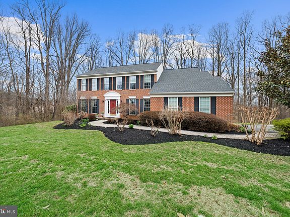 5th image of 386 Mourning Dove Dr