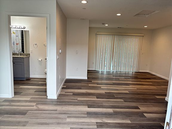 3rd image of 3109 Dakan Ct #5
