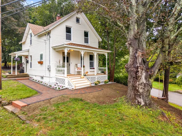 24 Maennerchor Avenue, Norwich, CT 06380