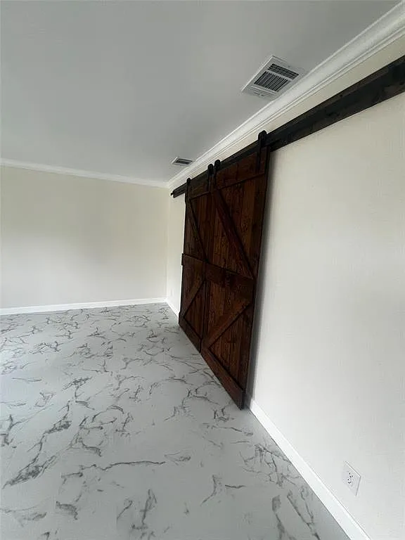 4 bed, 3.5 bath, 2111 sqft, $2,700 — Photo 4