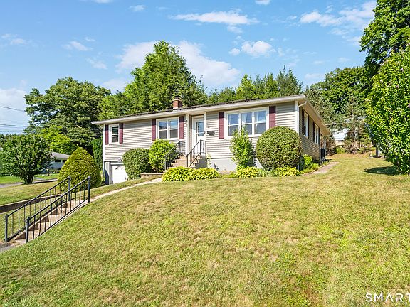 2nd image of 154 Parklawn Drive
