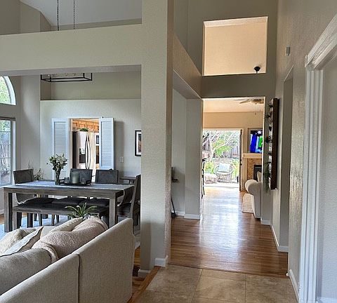 4th image of 2446 Sawgrass Ct