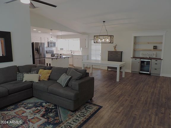 3rd image of 2904 E Dolpin Avenue