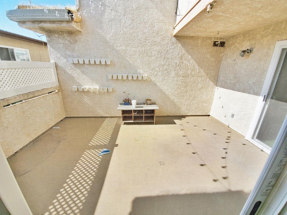Patio 1/4