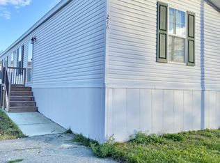 246 Laurel Leah, Oxford, MI 48371