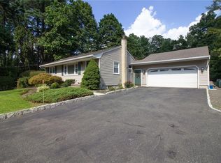 90 Pinebrook Rd, Spring Valley, NY 10977