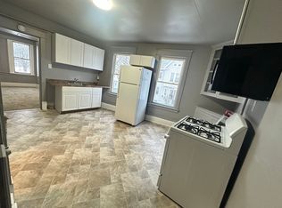 714 19th St APT E, Watervliet, NY 12189
