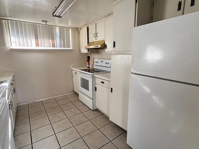 1831 Warringwood Dr #C-4 — Photo 7