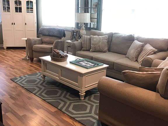2nd image of 3967 Lake Eleanor Dr