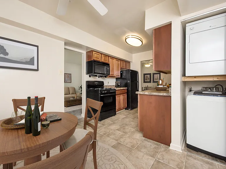 The Flats at Columbia Pike — Photo 3