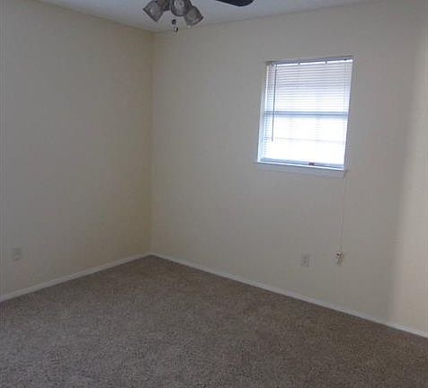 2nd image of 1519 Drexal Dr