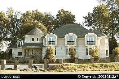 2nd image of 8130 Old Dominion Dr