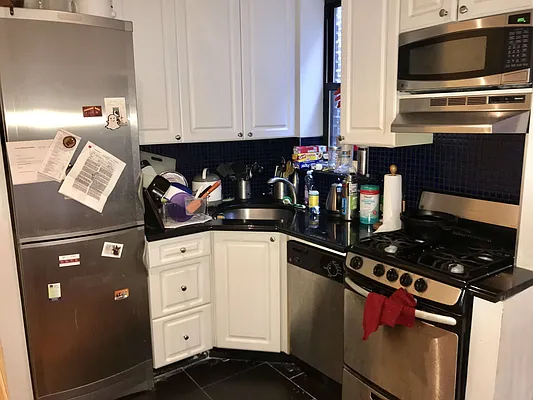 Rented by The Ave Agency, LLC | media 6