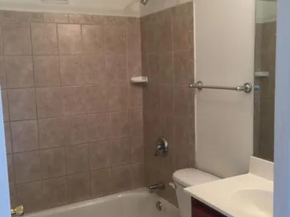 5th image of 266 Washington Ave #A