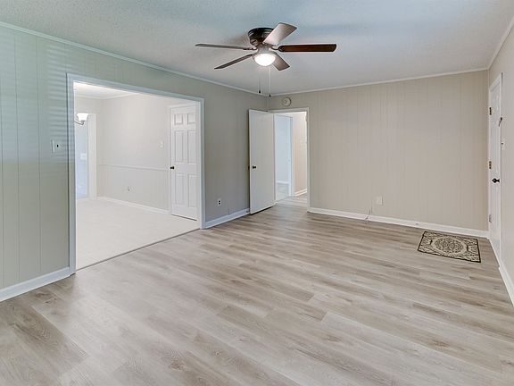 5th image of 119 Lavern St