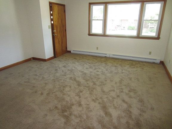 2nd image of 1329 Laurel Ave