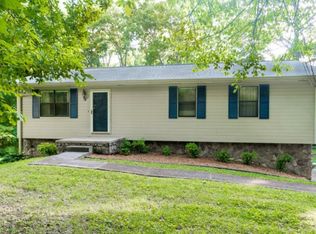 1472 Bowman Rd, Hixson, TN 37343