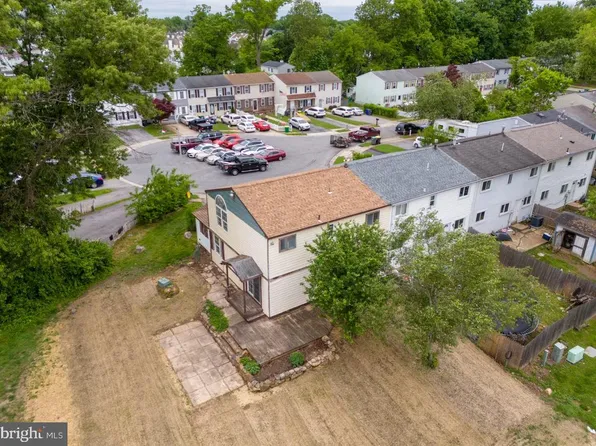 23 Heron Ct, Newark, DE 19702