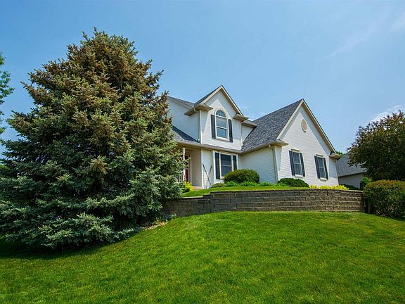 2nd image of 1199 Fox Hollow Ln