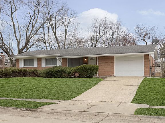 2nd image of 8209 E 36th Pl