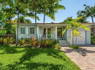 1334 Daytonia Rd, Miami Beach, FL 33141