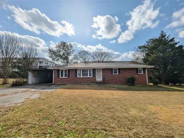 734 Meadowlark Dr, Villa Rica, GA 30180