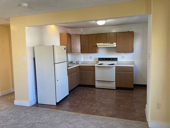 2nd image of 927 Brookline Blvd APT 2