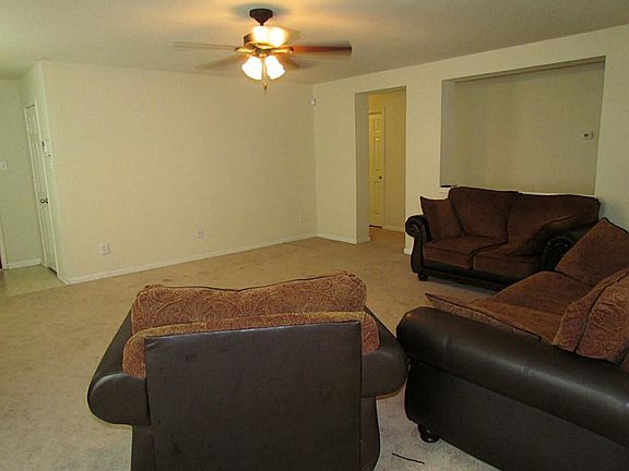 5th image of 15815 Vinemoss Ln