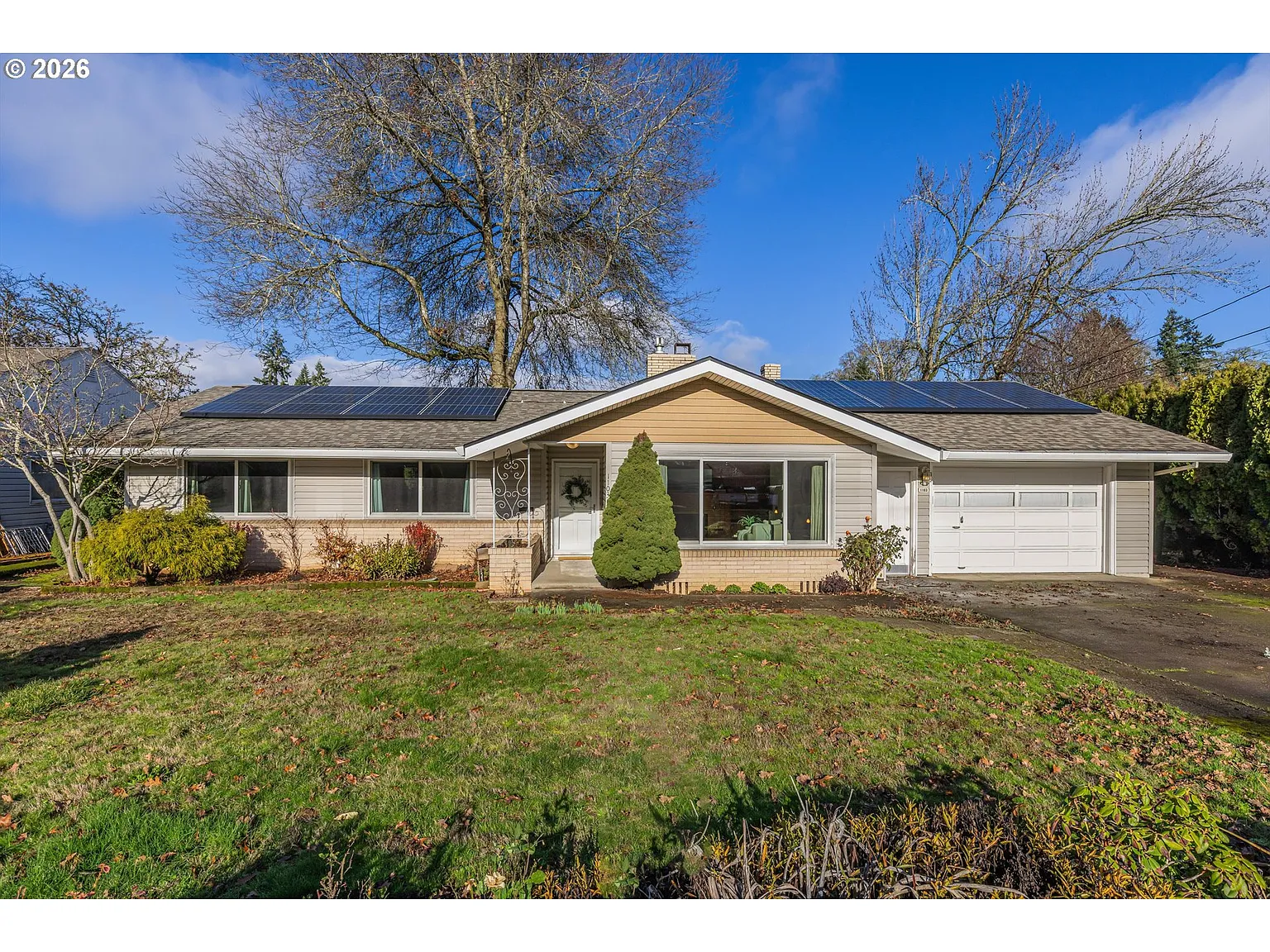 1103 E Main St photo 1