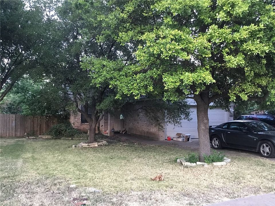 1st image of 905 Audra St