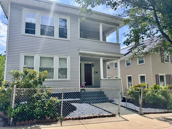 50 Dunnell Ave Floor 1, Pawtucket, RI 02860