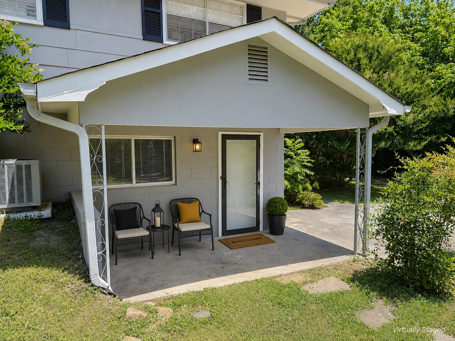 2 bed, 1.0 bath, $1,200 — Photo 2