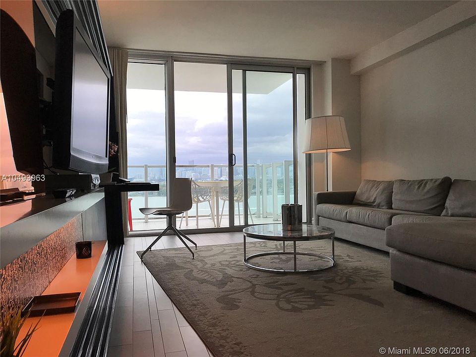 1st image of 1100 West Ave #1210