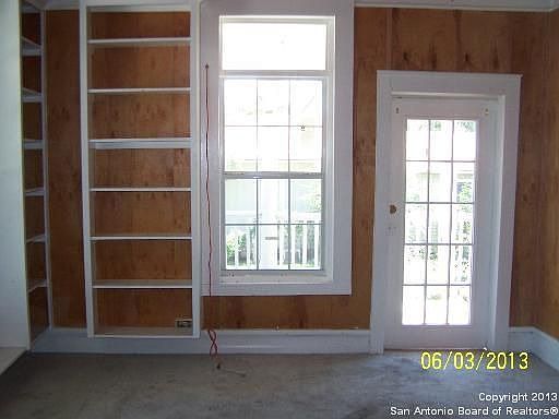 3rd image of 321 Piedmont Ave