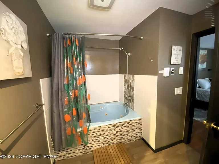 9026 Idlewild Dr — Photo 12