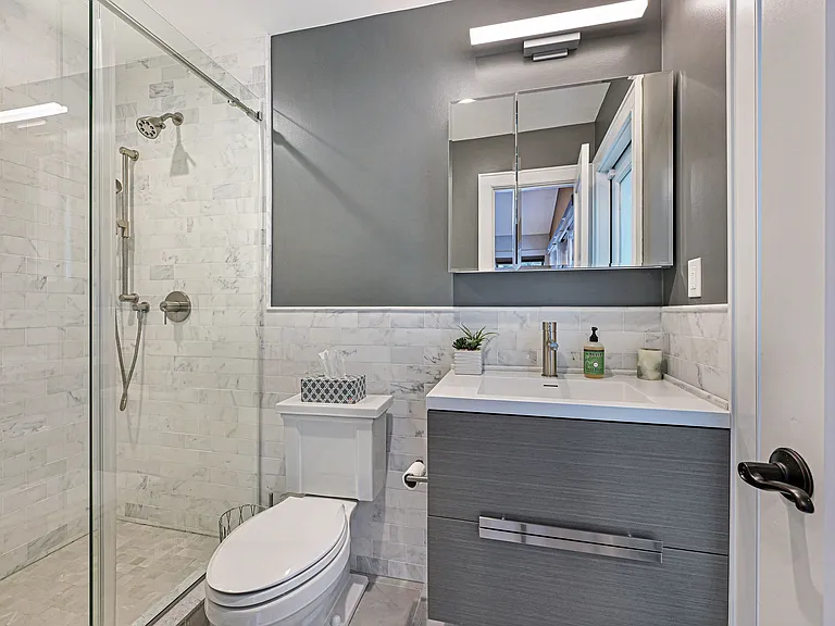 14 Hedges Banks Dr — Photo 16