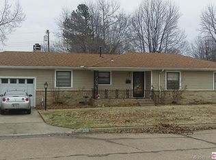 408 Belmont Rd, Muskogee, OK 74403