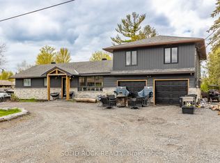 20 Norway Spruce St, Ottawa, ON K2S 1P3