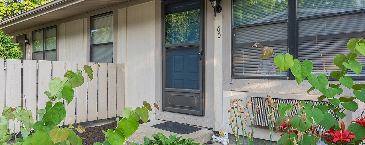 AIY Canton Apartments — Photo 1