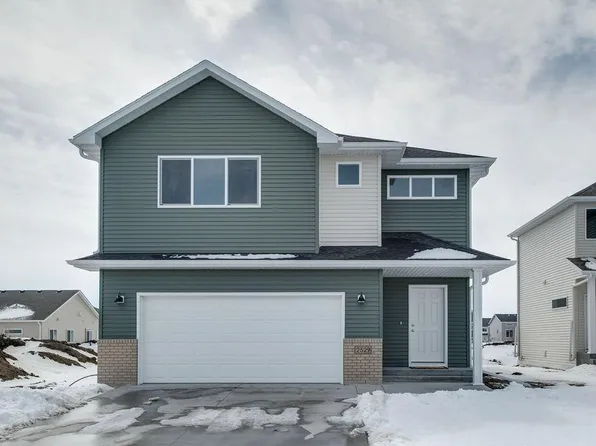 2529 36th Ave S, Moorhead, MN 56560