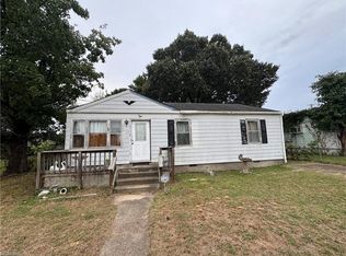 602 Randolph Rd, Newport News, VA 23605