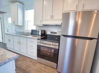 135 Snapper Ln, Sarasota, FL 34243
