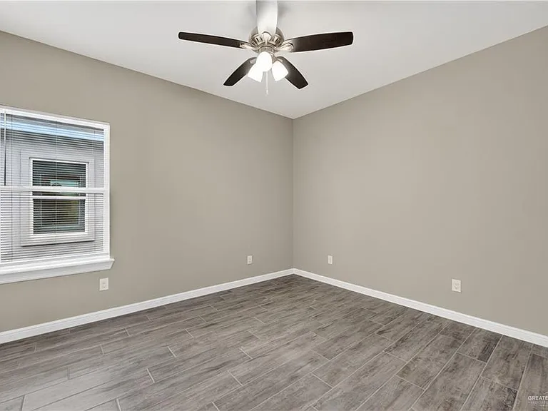 1234 Valle Vista St #4 — Photo 11