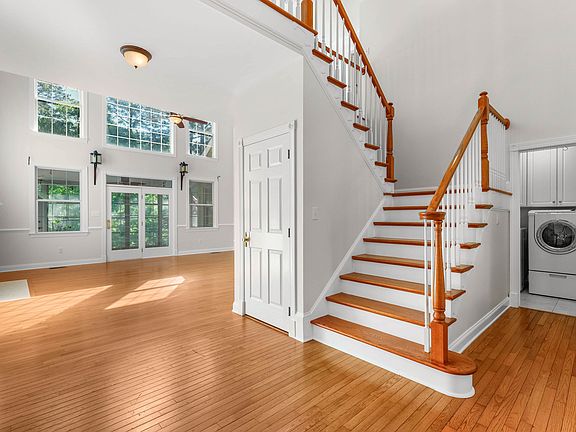 4th image of 9012 Meadow Mist Ct