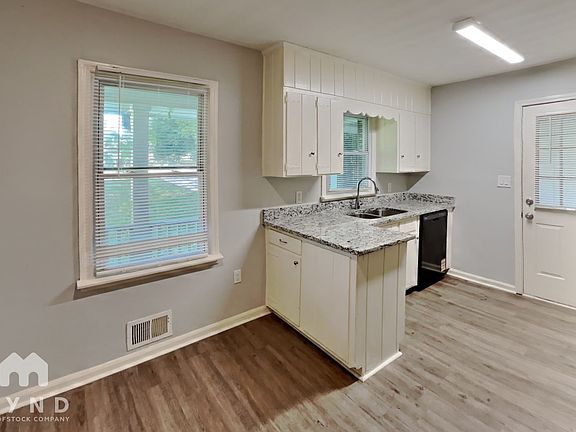 3rd image of 355 Kemolay Rd SW